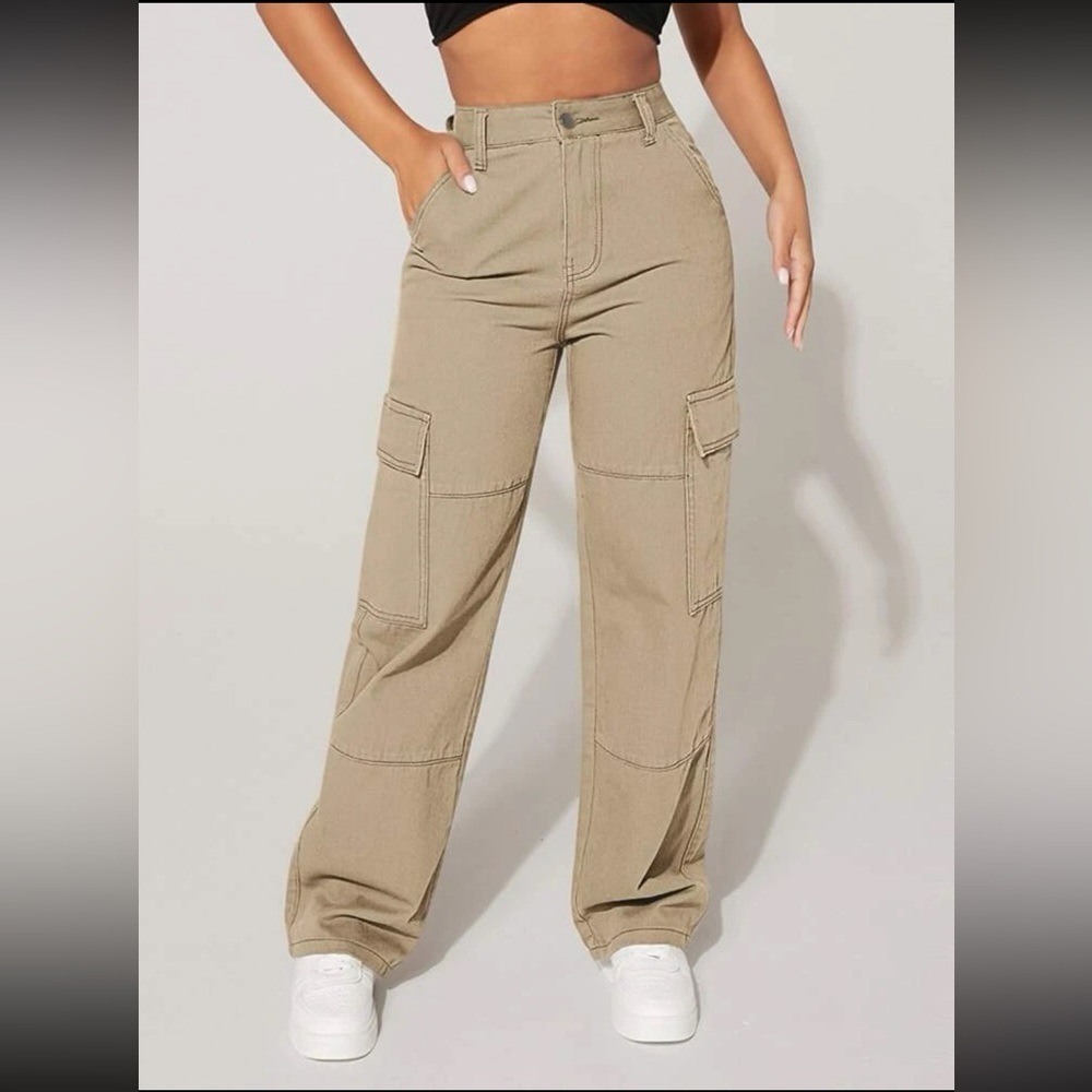 NWOT khaki cargo pants